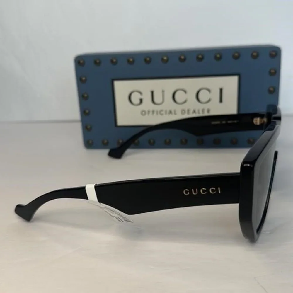 New Authentic- GUCCI Grey Shield Unisex Sunglasses\nGG0997S 002